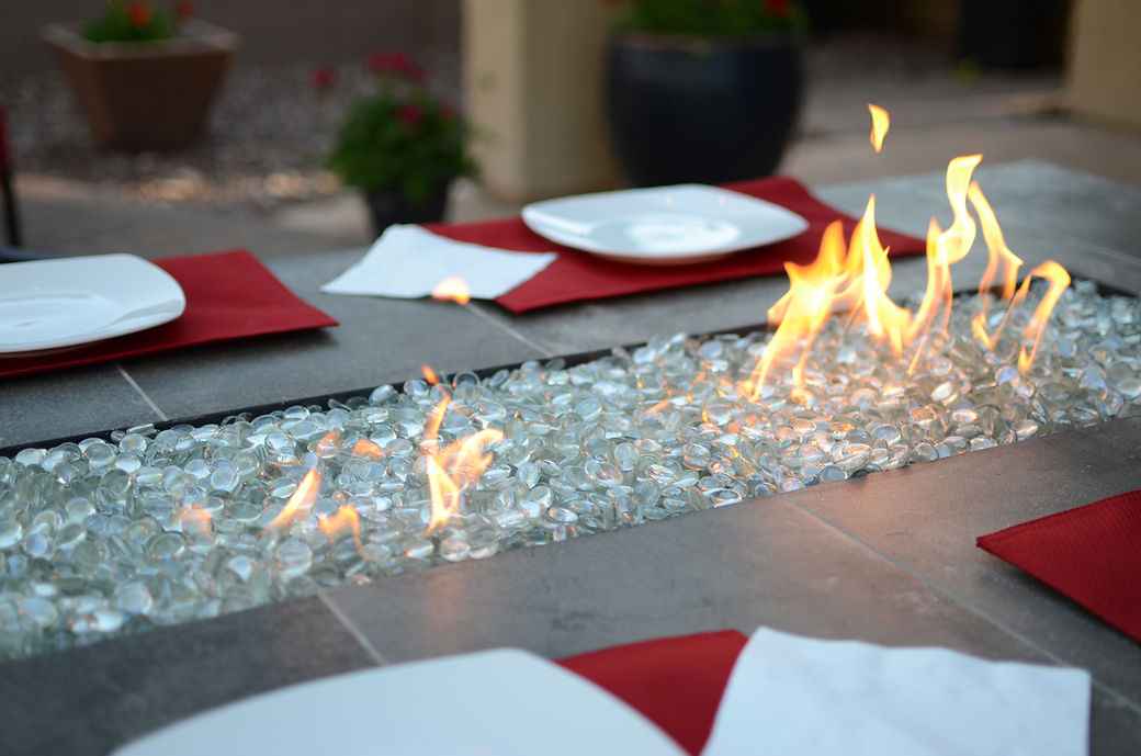 Entertainer Outdoor Fire Pit Table – 6 Ft with Fire Glass (LP/NG Compatible)