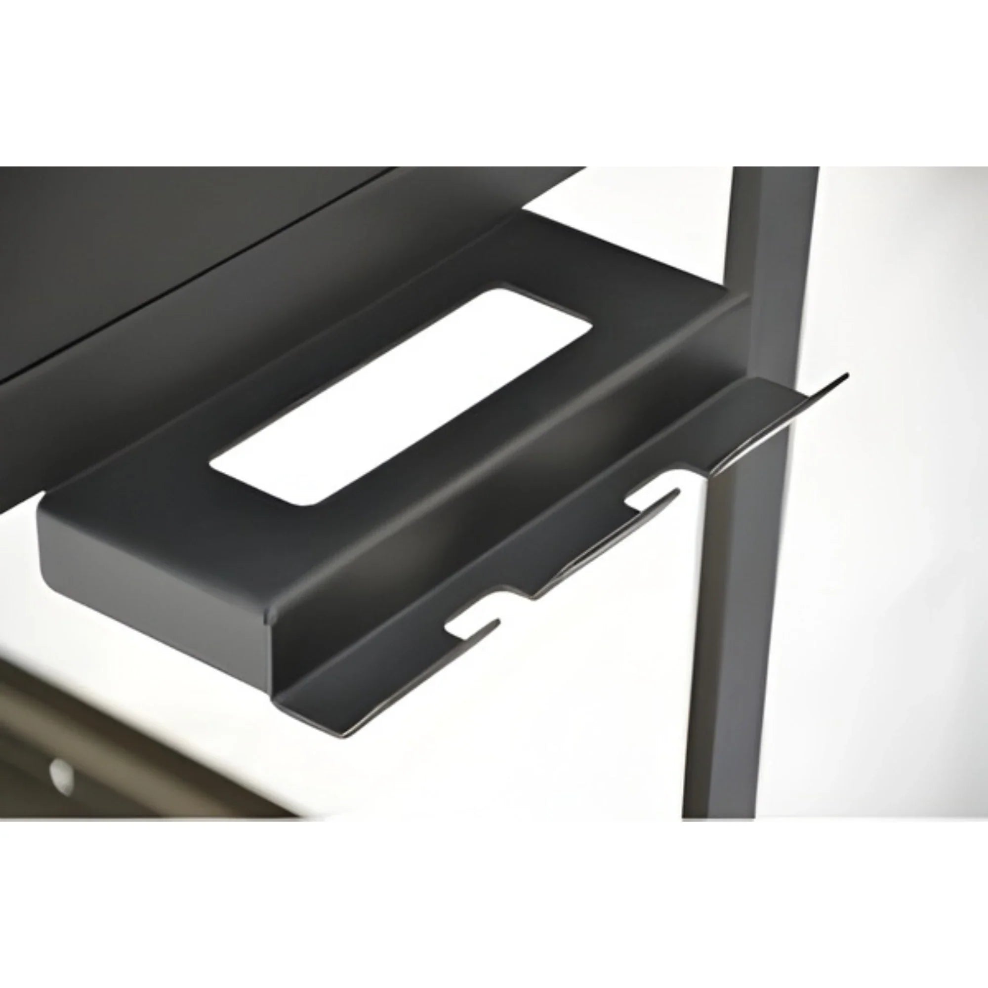 Nuke Alamo 100 Freestanding Charcoal Grill